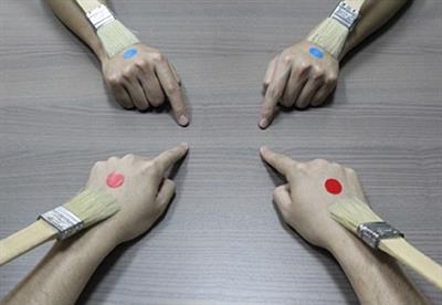 Body-as-Subject in the Four-Hand Illusion